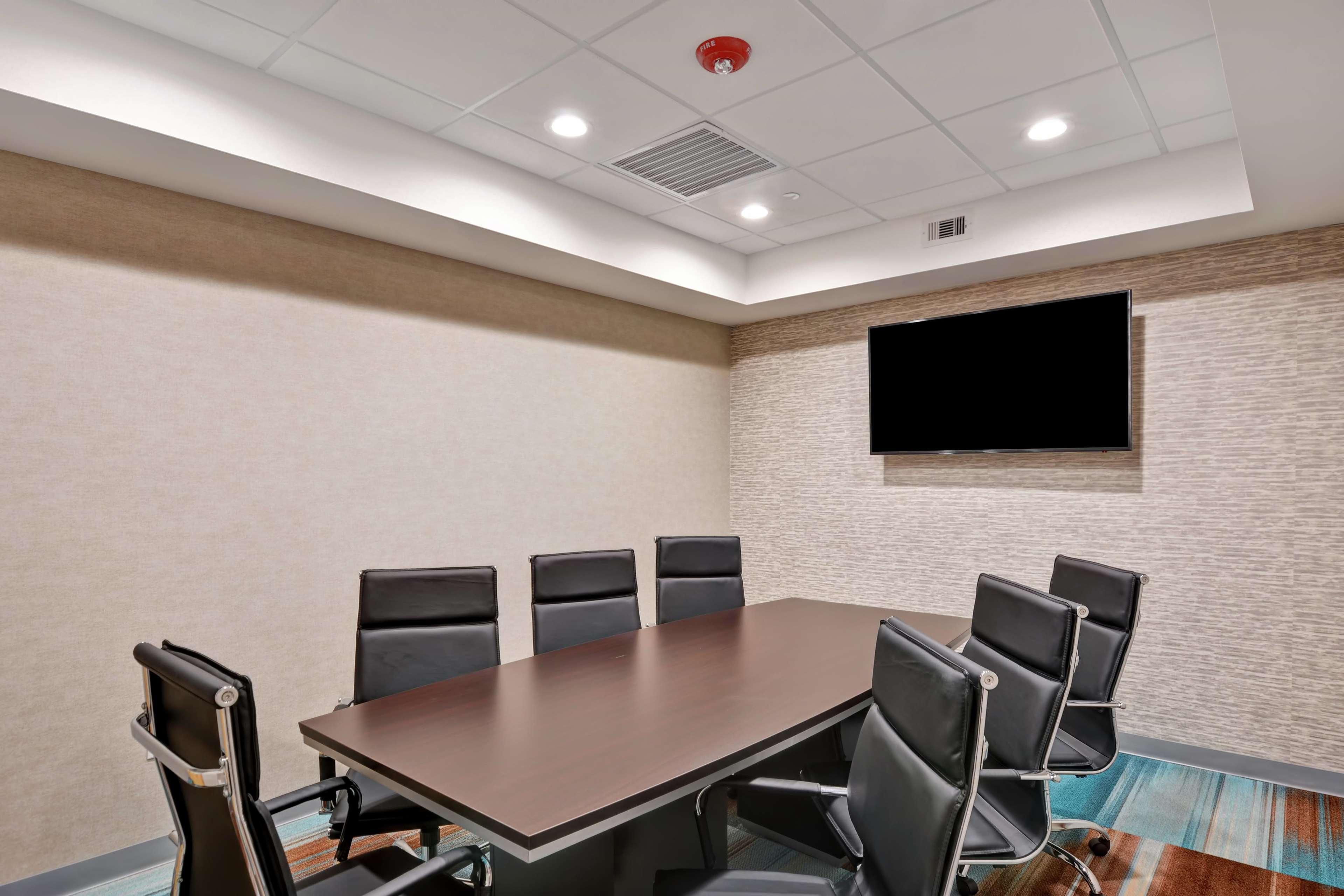 Home2 Suites By Hilton La Porte Εξωτερικό φωτογραφία