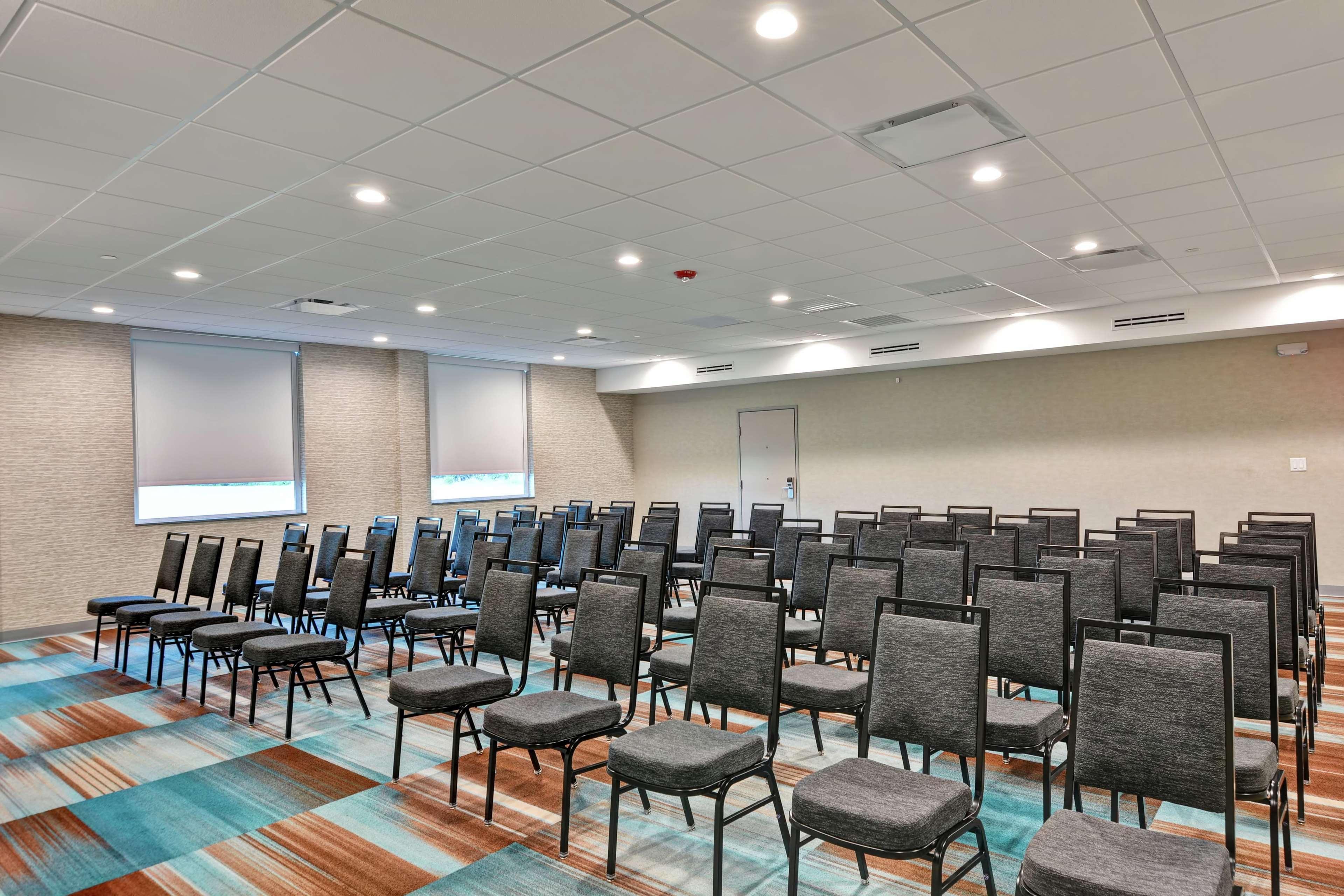 Home2 Suites By Hilton La Porte Εξωτερικό φωτογραφία